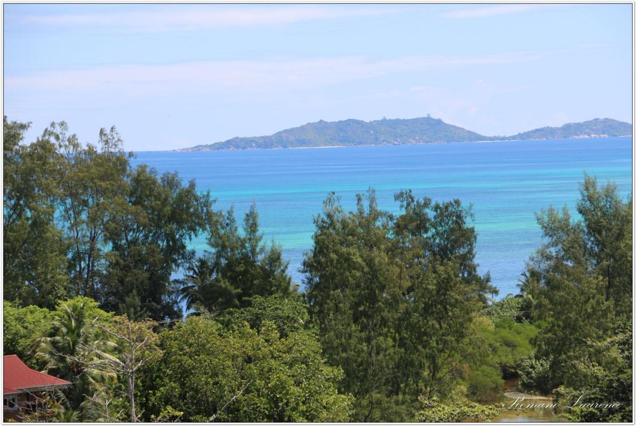 Exotic Guest House Anse Volbert Village  Bagian luar foto