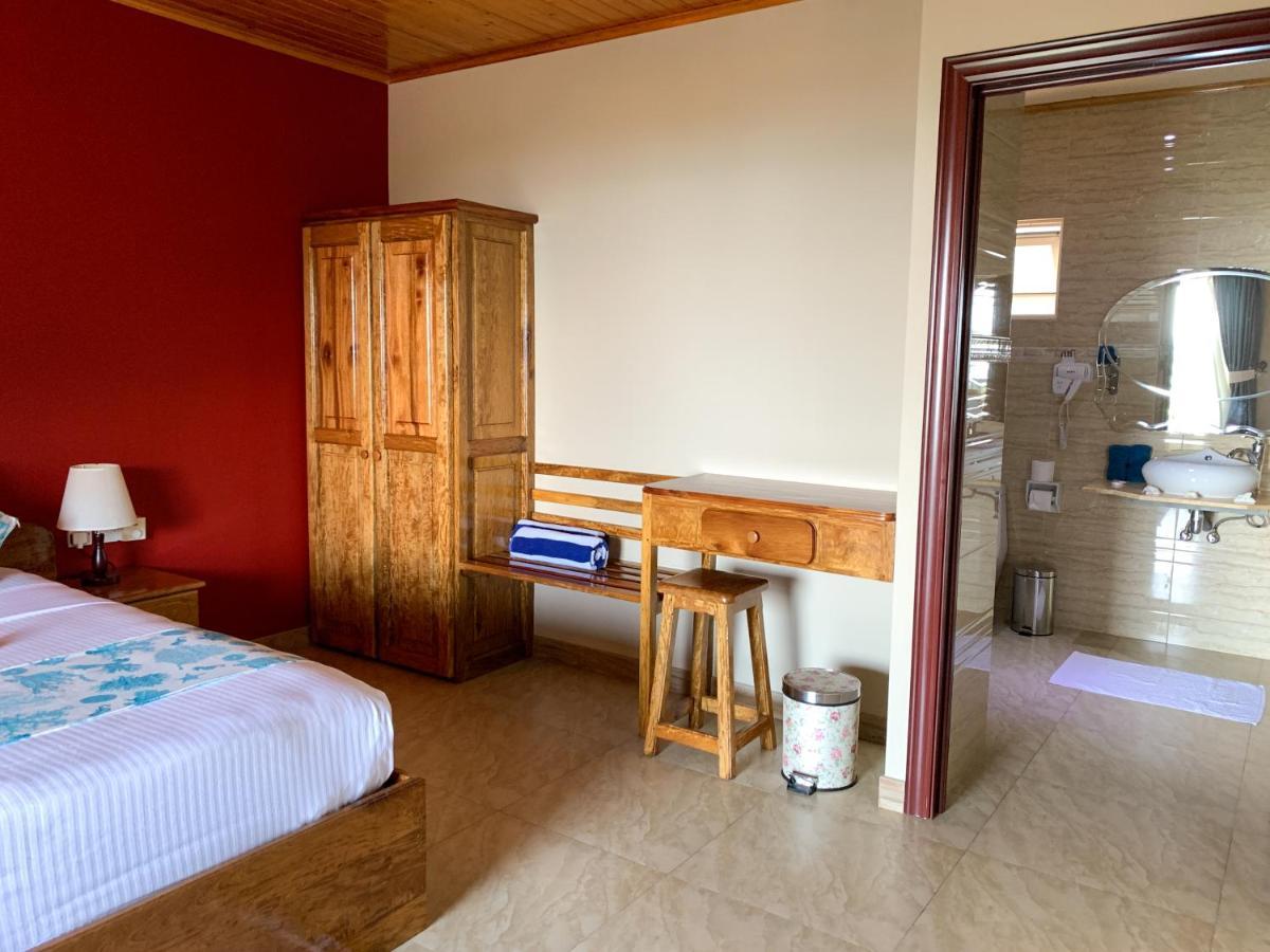 Exotic Guest House Anse Volbert Village  Bagian luar foto