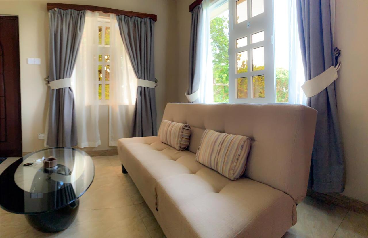Exotic Guest House Anse Volbert Village  Bagian luar foto