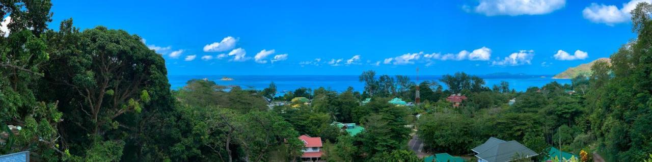Exotic Guest House Anse Volbert Village  Bagian luar foto