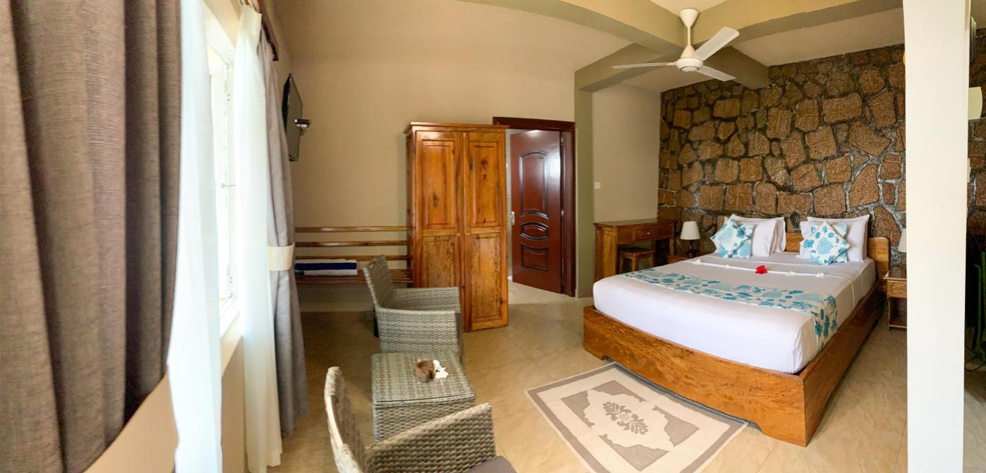Exotic Guest House Anse Volbert Village  Bagian luar foto