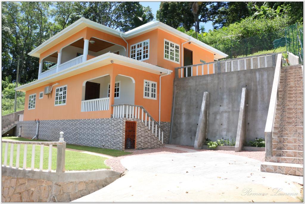 Exotic Guest House Anse Volbert Village  Ruang foto